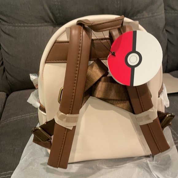 Pokémon loungefly Eve and Pikachu - Picture 3 of 5